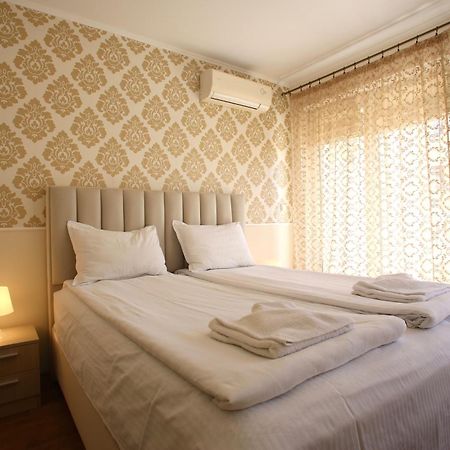 Villa Livia Boutique Apartments Ravda Esterno foto