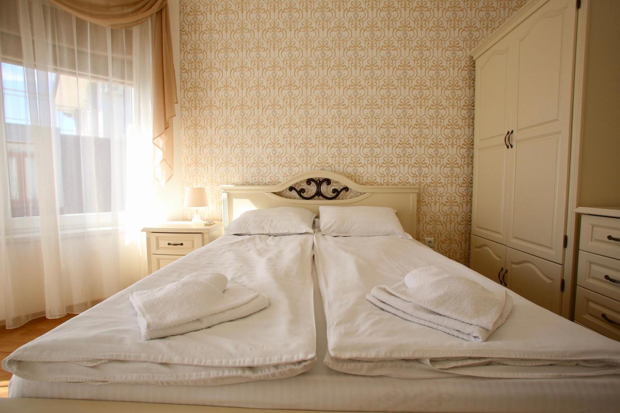 Villa Livia Boutique Apartments Ravda Esterno foto